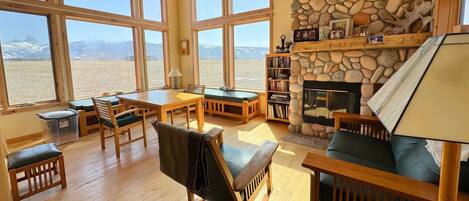 Smart TV, fireplace, offices