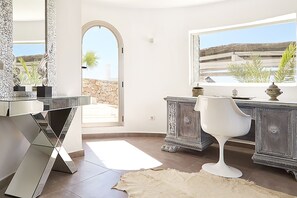 Interior - Villa Ariel with private pool and sea view (San Jose)