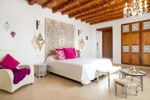 5 bedrooms, iron/ironing board, travel crib, free WiFi