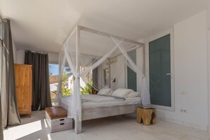4 chambres, fer et planche à repasser, Wi-Fi gratuit