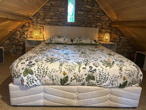 Bügeleisen/Bügelbrett, WLAN, Bettwäsche