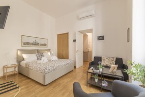 1 bedroom, iron/ironing board, WiFi