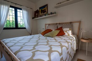 3 habitaciones, tabla de planchar con plancha y wifi gratis 