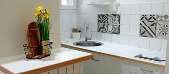 Independent, private guest studio