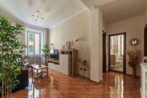 TV - CS Beautiful S. Giovanni Apt. (Roma)