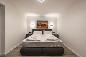 2 chambres, fer et planche à repasser, Wi-Fi, literie fournie