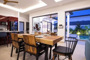 Dining - Villa Malaki, pool villa 2 bedrooms at rawai (Tambon Rawai)