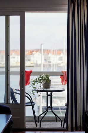 Twin Room, Balcony, Sea View | Terrace/patio - Villa Marstrand (Marstrand)