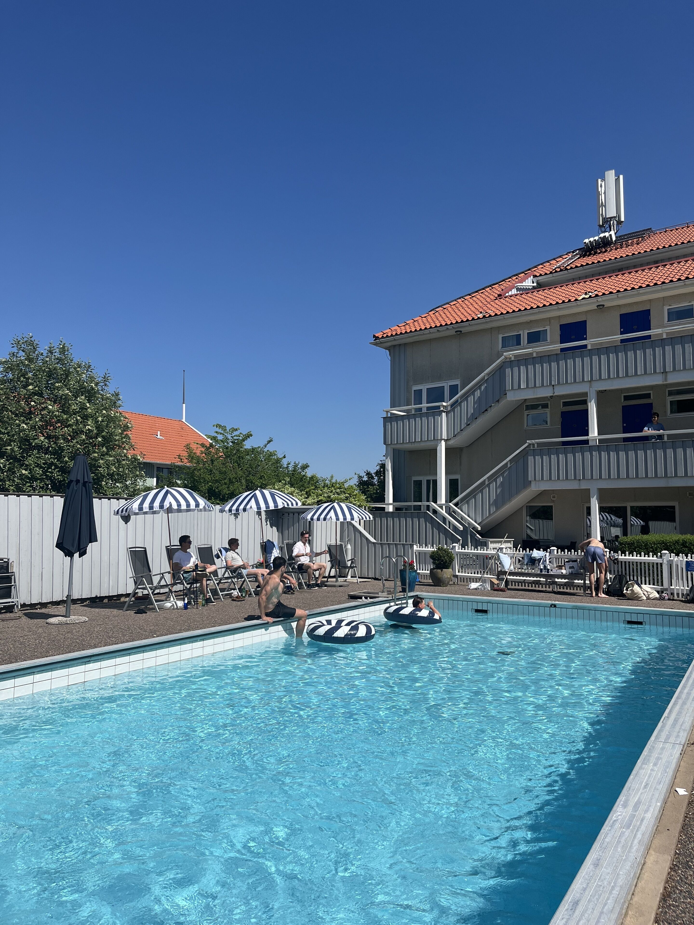 Sengetøy av topp kvalitet, dundyner og senger med overmadrass