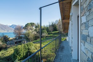 Family Apartment, Multiple Bedrooms, 2 Bathrooms, Mountainside (Cremia Dreamhouse) | Property grounds - Cremia Dreamhouse (Cremia)