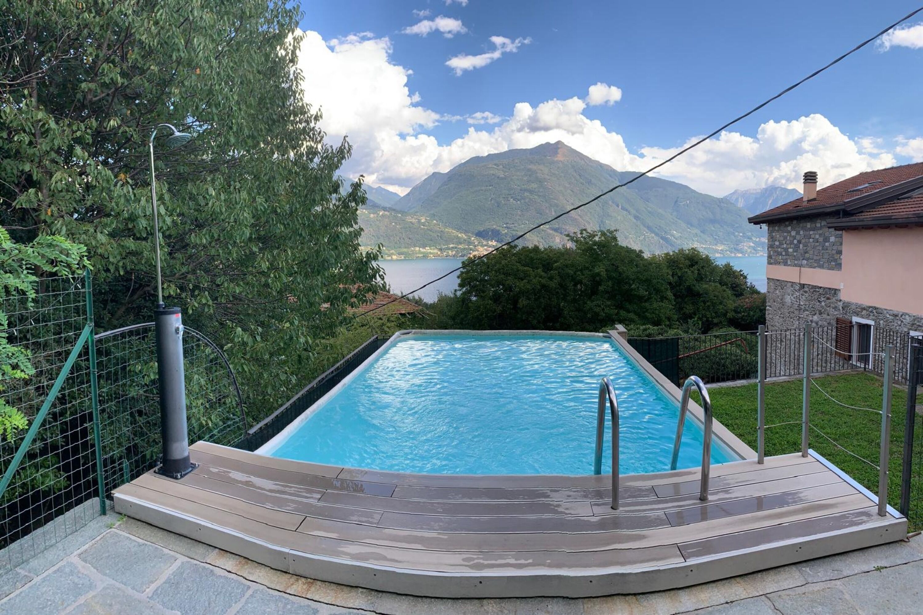 Appartement Familial, plusieurs chambres, 2 salles de bains, côté montagne (Cremia Dreamhouse) | Piscine