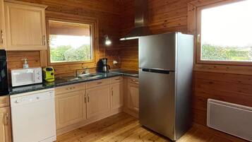 Réfrigérateur, micro-ondes, four, lave-vaisselle