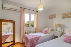 4 bedrooms