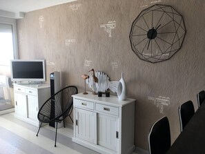 Interior - Stunning Air-Conditioned T3 Apartment with Parking Canet-en-Roussillon (Canet-en-Roussillon)