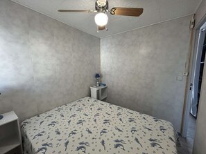 1 Schlafzimmer