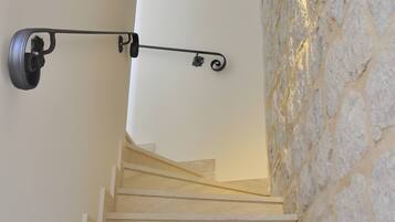 Studio, 1 Bedroom, Smoking | Interior