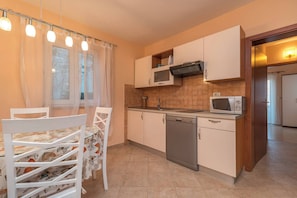 Apartamento, 1 quarto, acessível, para fumantes | Parte interna