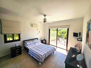 4 bedrooms, in-room safe, iron/ironing board, free WiFi