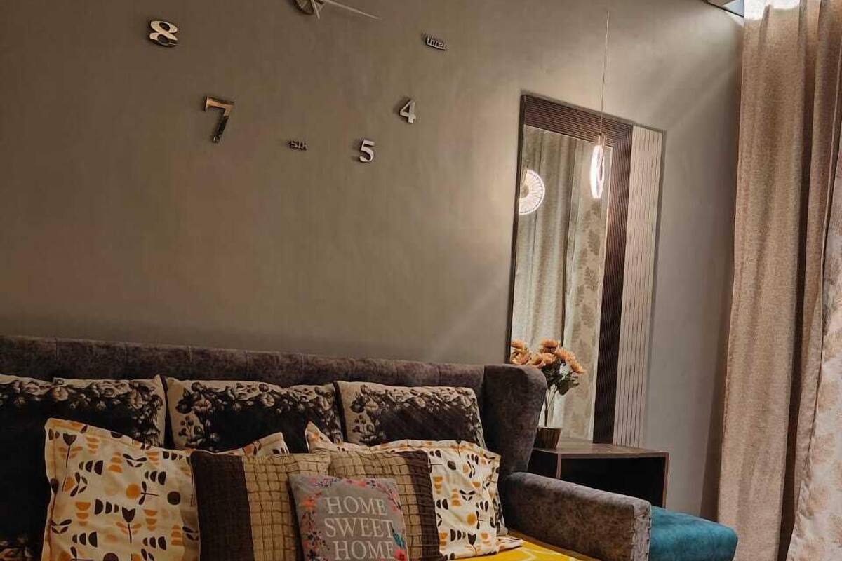Premium bedding, free WiFi, bed sheets