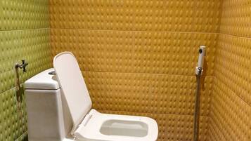 Articles de toilette gratuits, serviettes fournies, savon, shampoing