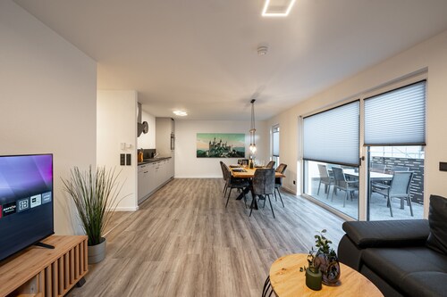 BPS Apartment #5 VIEW - Castle view - Modern - NEW