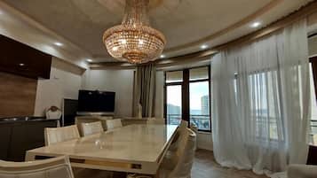 Deluxe Apartment, Balcony, Lake View