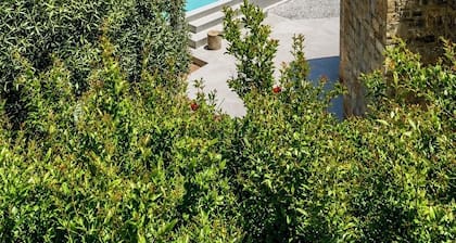 Aurora Spinalonga Garden Cottage