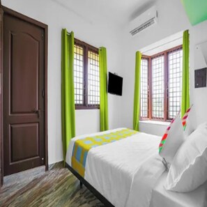 Deluxe Room - Vibrant stay (Chennai)