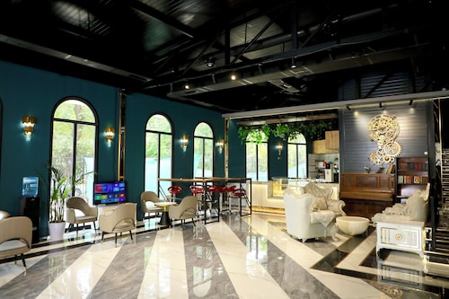 Lakeside Hotel By EDEN Group 