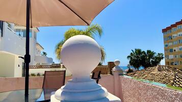 Vil·la, 3 dormitoris, accessible, fumadors | Terrassa o pati