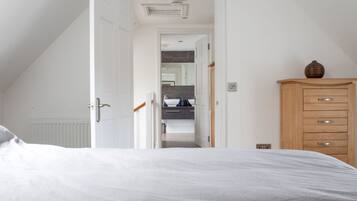 1 bedroom, WiFi (free)