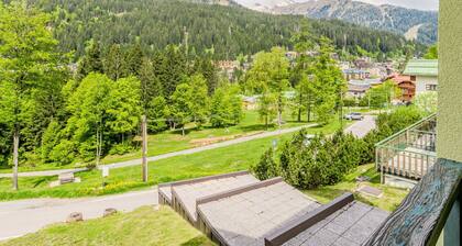 Joli appartement pour 4 personnes avec TV, balcon et vue panoramique