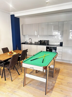 Dining - Stunning Flat In Brighton Central (Brighton and Hove)