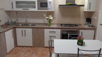 Microwave, oven, stovetop