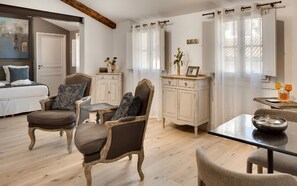 1 soverom, strykejern/-brett, internettilgang og sengetøy