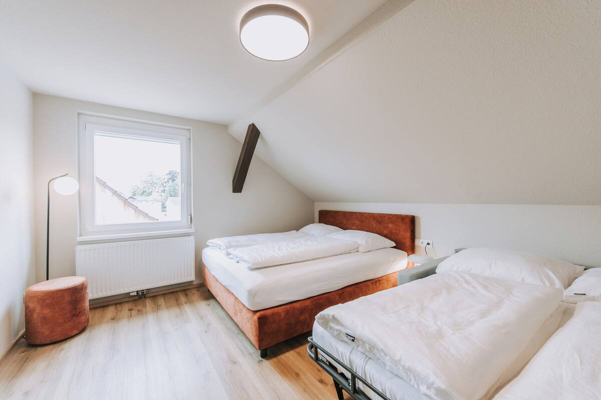 Comfort Apartment | Soundproofing, iron/ironing board (on request), WiFi (free)