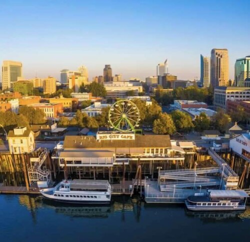 Barbiecore Dream Pad in Sacramento!