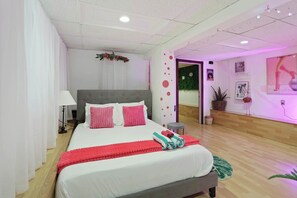 1 bedroom, iron/ironing board, WiFi