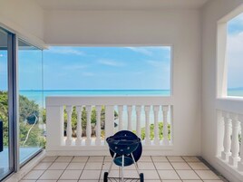 Superior Villa, Ocean View | BBQ/picnic area