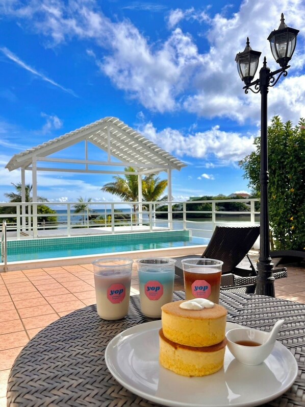 Daily cooked-to-order breakfast (JPY 1650 per person) - Shallows (Onna)