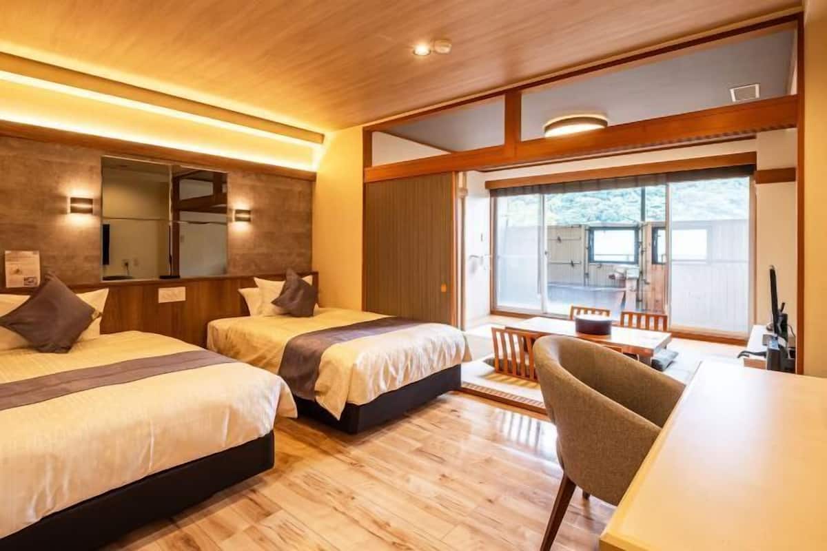 Premium bedding, free WiFi, bed sheets