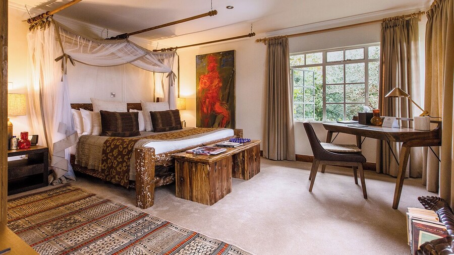 Hemingways Eden Residence