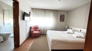 4 Schlafzimmer, WLAN, Bettwäsche