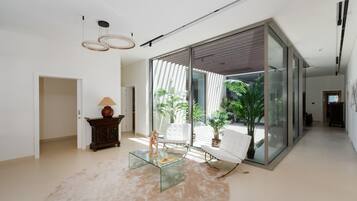 House | 4 bilik tidur