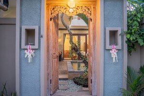 Bagian depan properti