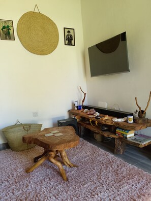 Interior - Hellenas Gem, an African themed and tranquil one bedroom house in Diani (Ukunda)