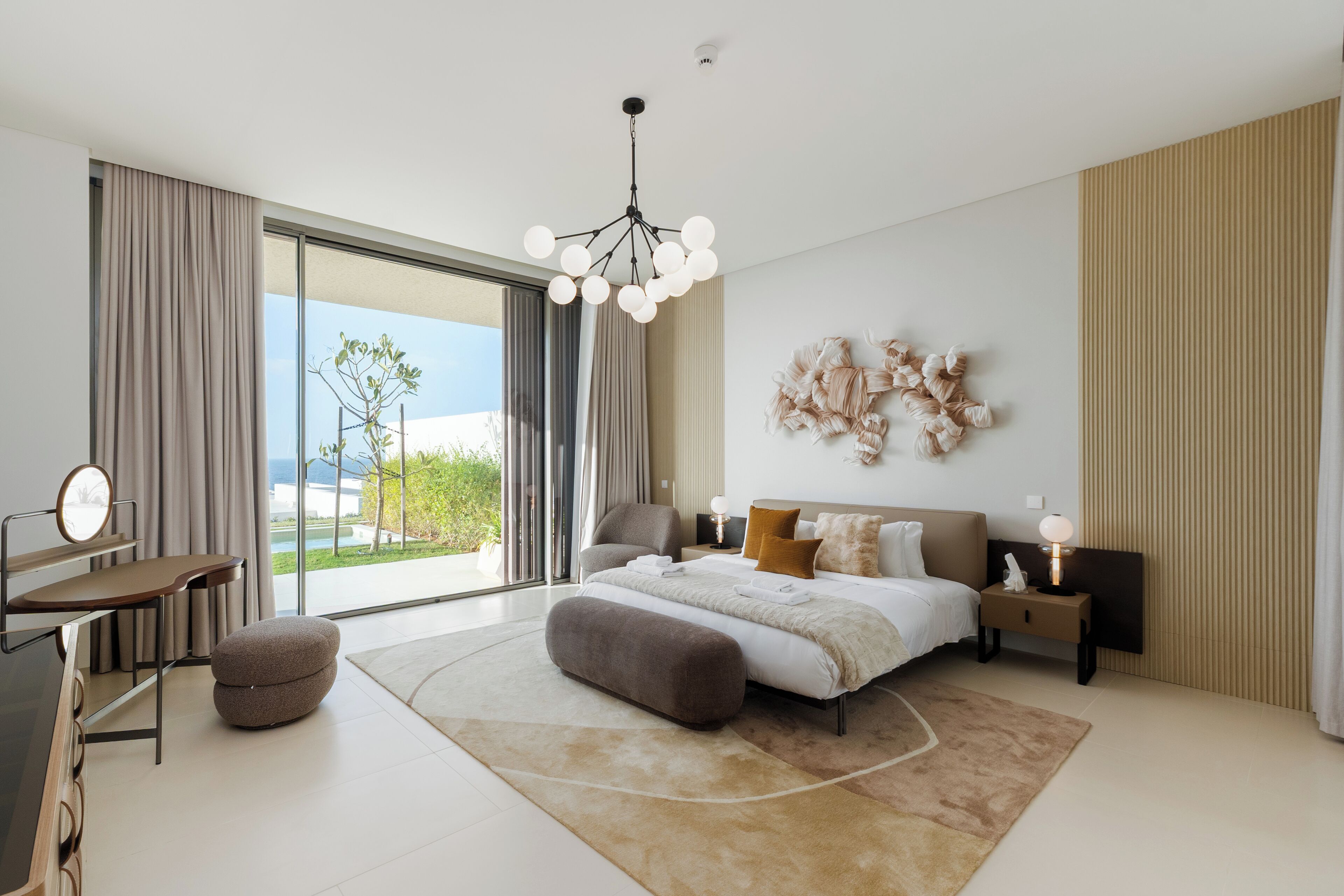 Villa exclusiva, 4 habitaciones, alberca privada, vista al mar | 4 habitaciones, escritorio y espacio para trabajar con laptop 