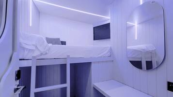 PRIVATE XL UPPER HUB | Desk, laptop workspace, soundproofing, iron/ironing board