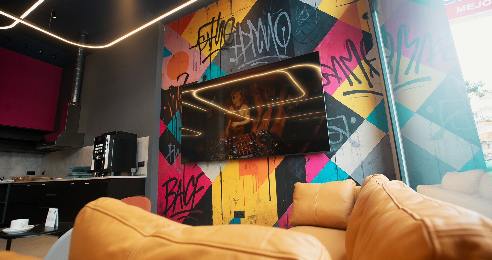 Photo - Wostel Málaga