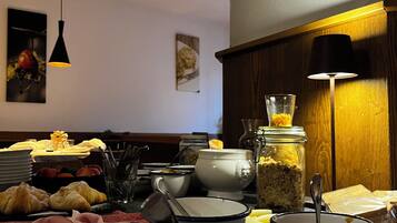 Tägliches inbegriffenes Frühstücksbuffet